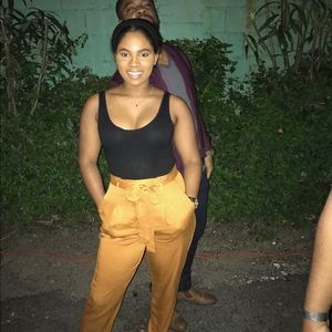 Meet your Posher, Danielle